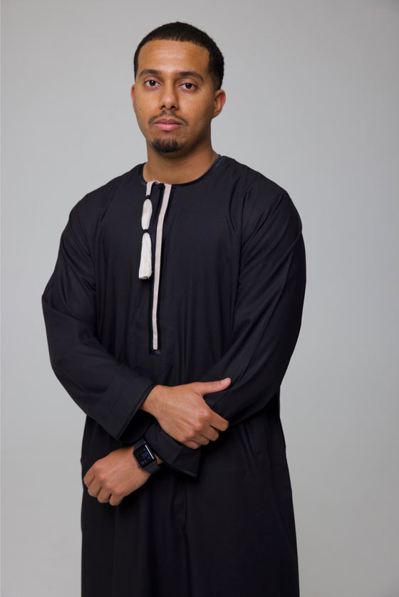 MIDNIGHT- BLACK OMANI THOBE